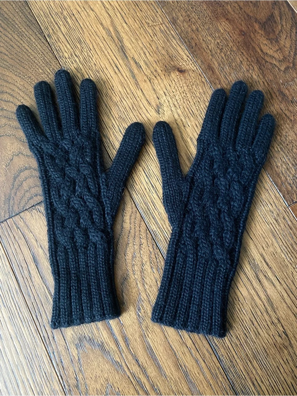 SET OF 2 PAIRS Hand Knit Alpaca Women’s Gloves - Black & Cream